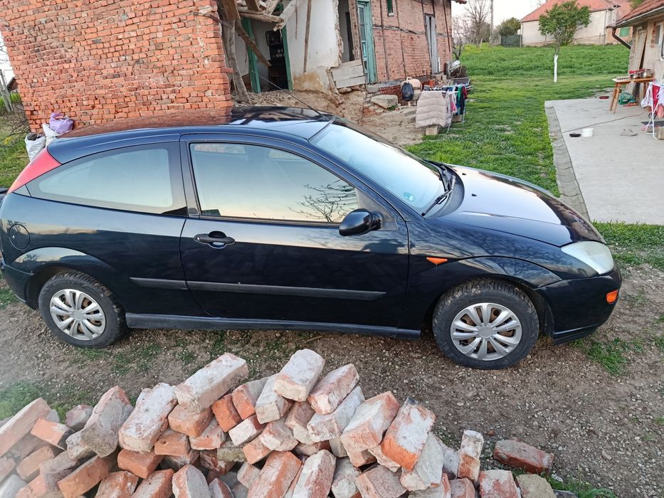 FORD Focus 2001 — imagine 3