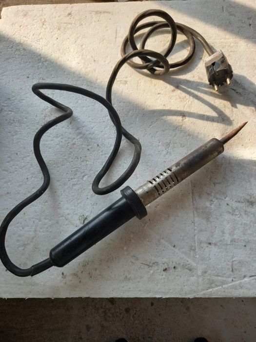 Набор от и инструменти