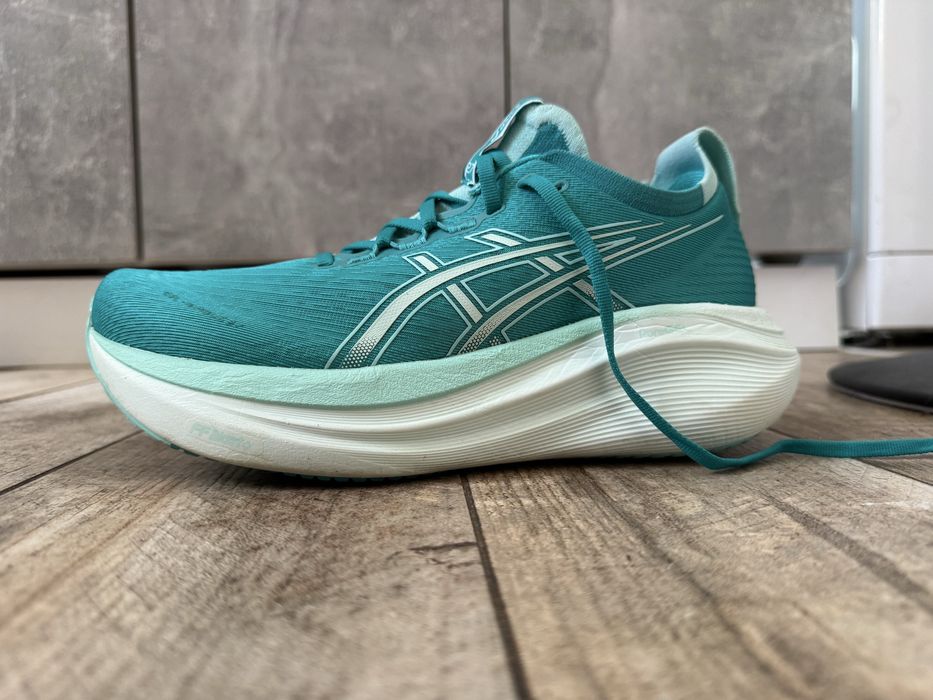 Asics gel nimbus 27