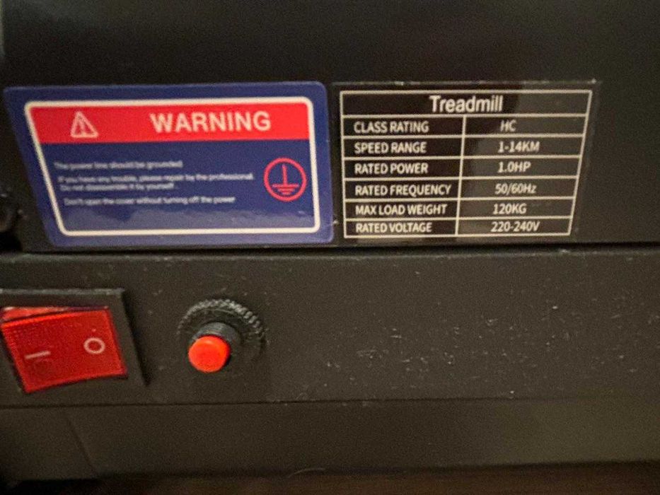 Продается Беговая дорожка AVA