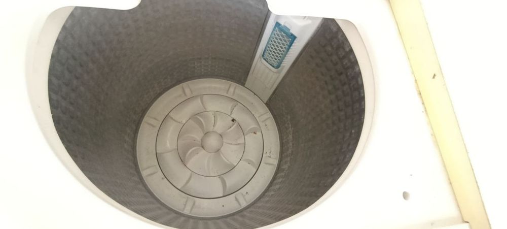 Срочна сотилади пол автомат стиралний мошинка сотилади холати идеал