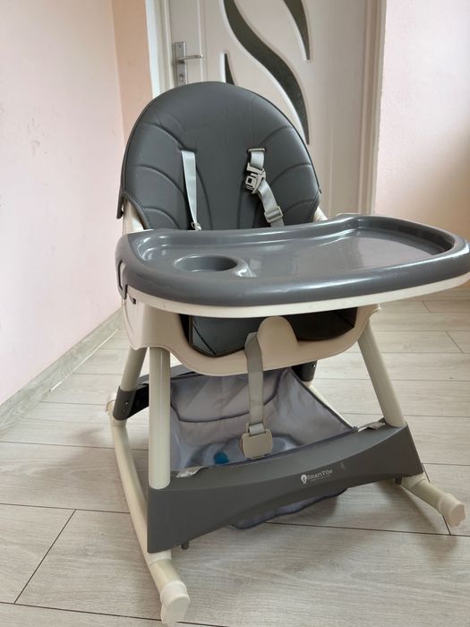 Vând scaun de masă Bebeluși