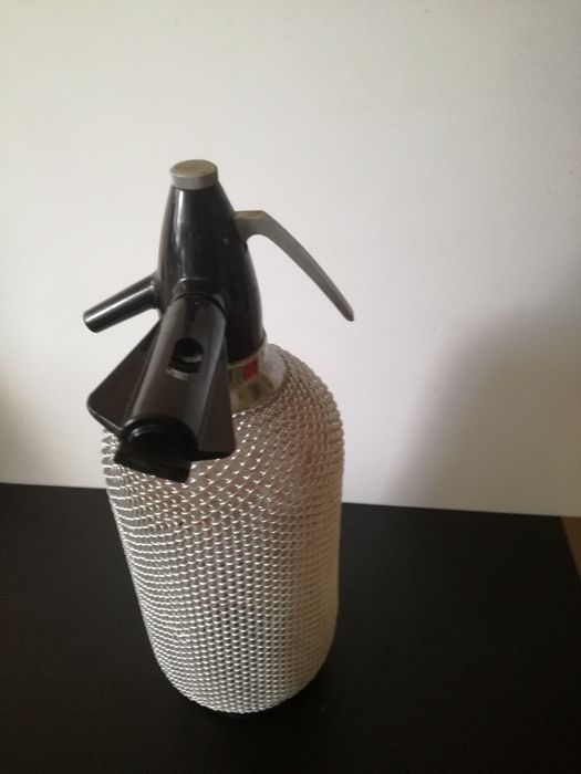 Ретро шише сифон за сода газирана вода