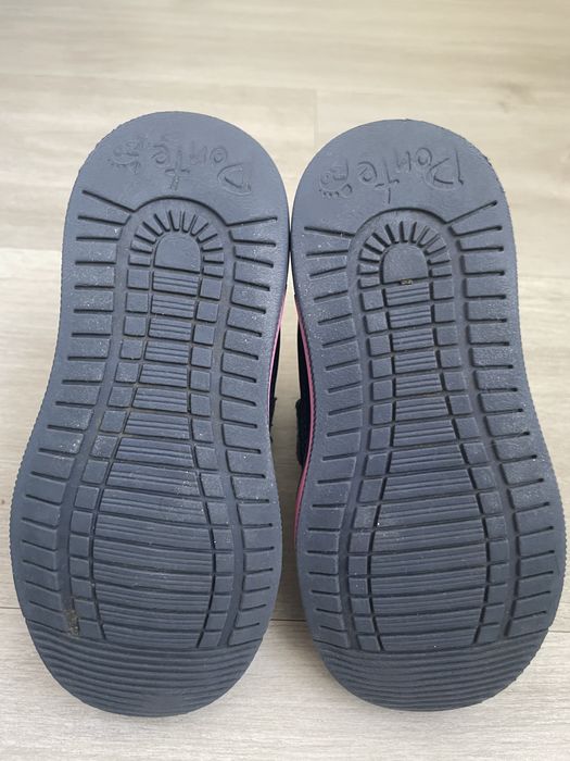 Ghetute  ddstep marimea 25