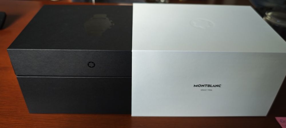 Продавам луксозен смартчасовник Montblanc summit 3, пълен комплект