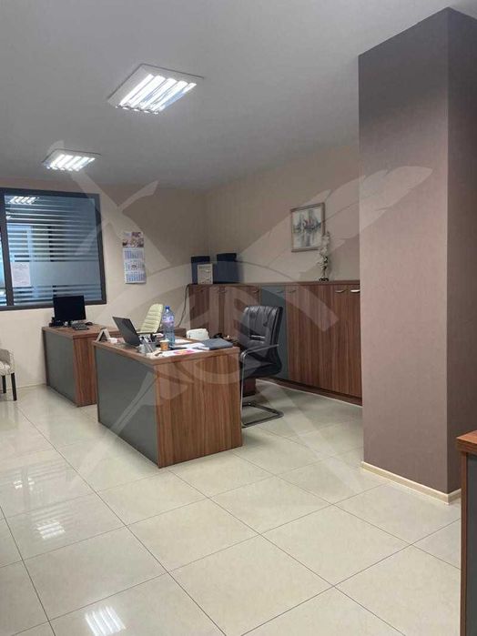 Дава се под наем Офис в Пловдив, Център - 71 кв.м за 180000 € - Снимка #7