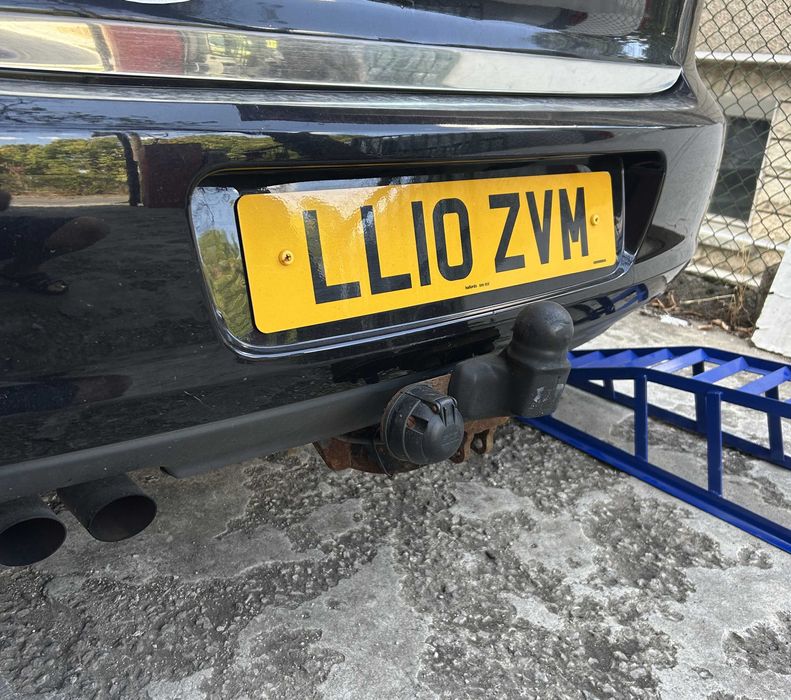 Теглич за Фолцваген Голф 6