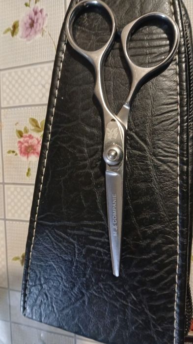 Foarfeci de tuns profesionale de la jaguar