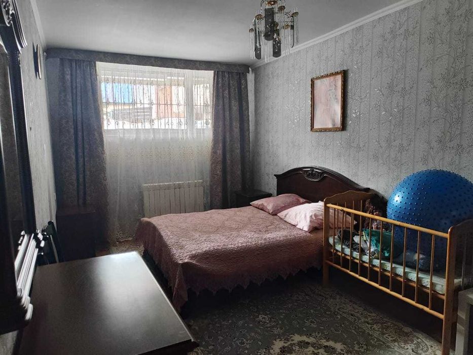 Срочно продам 2 х ур.кв. Женис