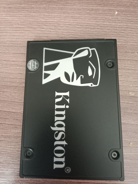 Продам ссд диск 512 гб ssd