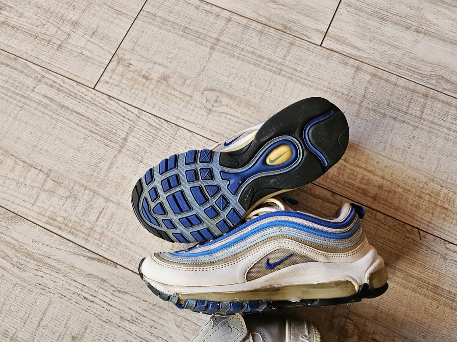 Дамски обувки и маратонки Nike