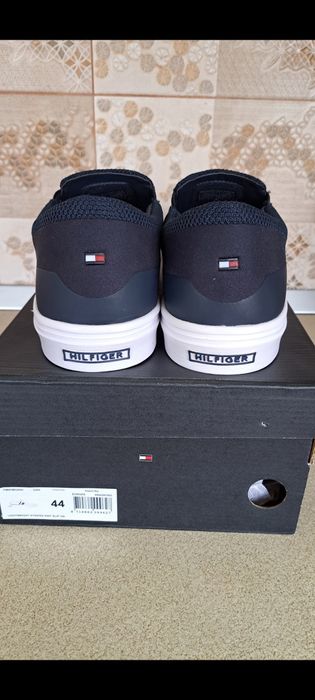 Mocasini, pantofi, tenesi tommy hilfiger mar.44