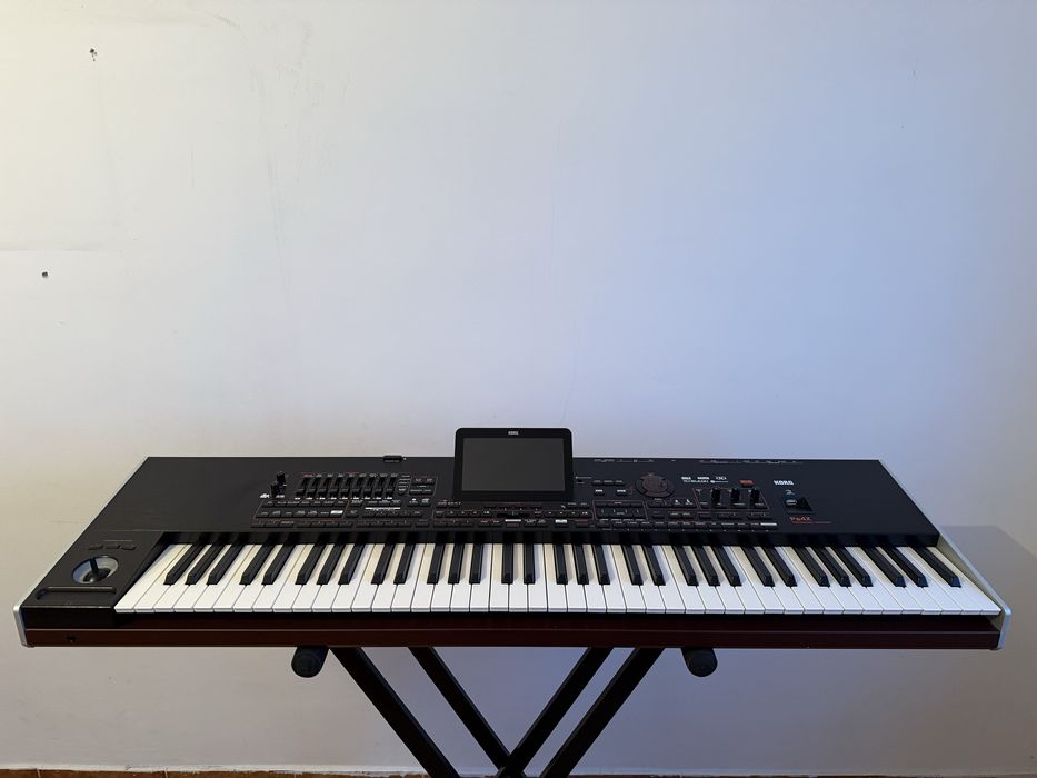 Korg Pa4x 76 keys sau schimb cu Pa5x