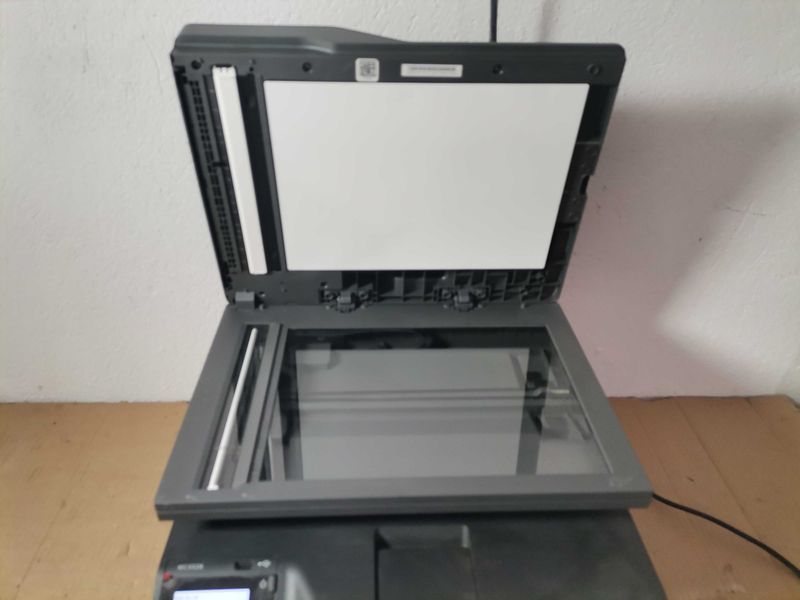 Принтер - Lexmark MC 3326