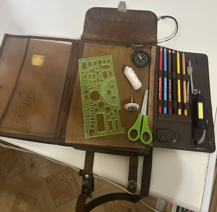 Продам военную форму с планшетом