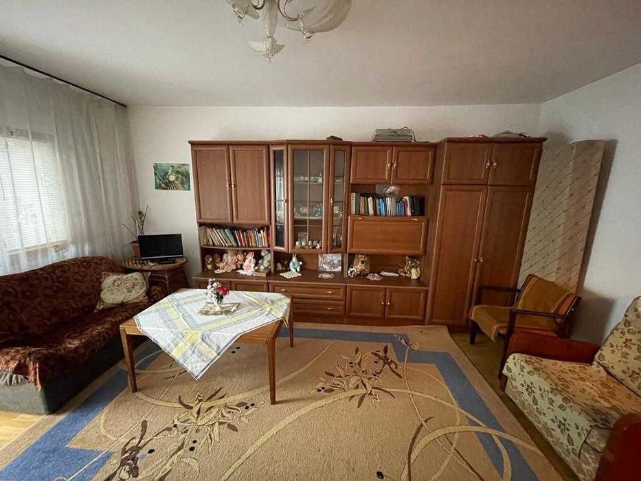 Apartament cu 4 camere