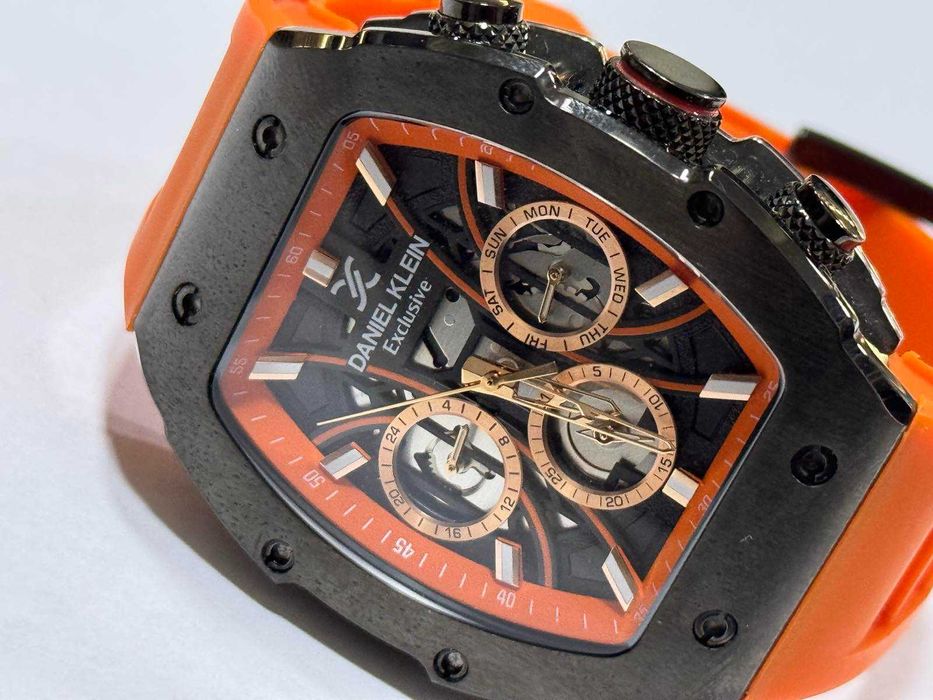 Часовник Daniel Klein DK.1.13638-3