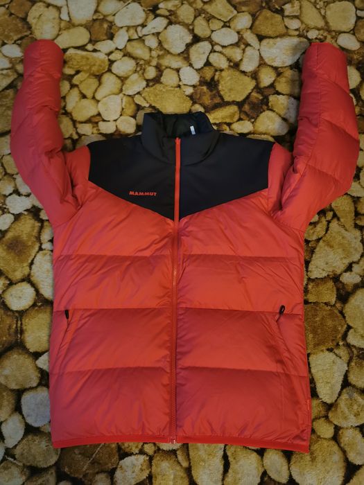 Geaca Puf Mammut 2 fete L Salewa La Sportiva Arcteryx Ortovox  Salomon