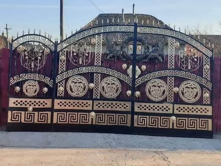 Porți și garduri din fier forjat.