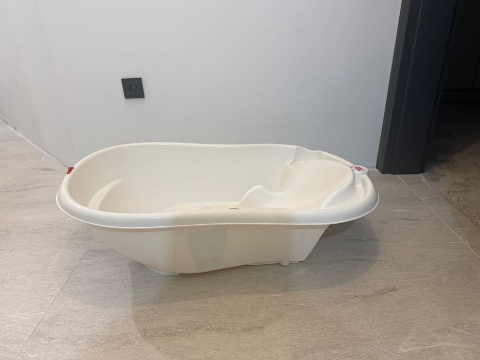 Бебешка вана за къпане + стойка