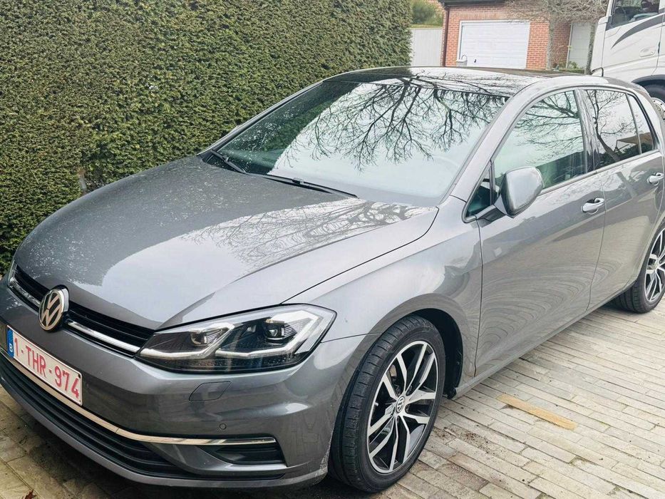 De vanzare golf 2018 foarte bine intretinut primul proprietar