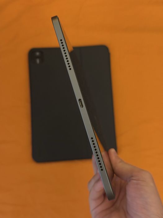 iPad  Air 4th gen 2020 64GB + tastatura