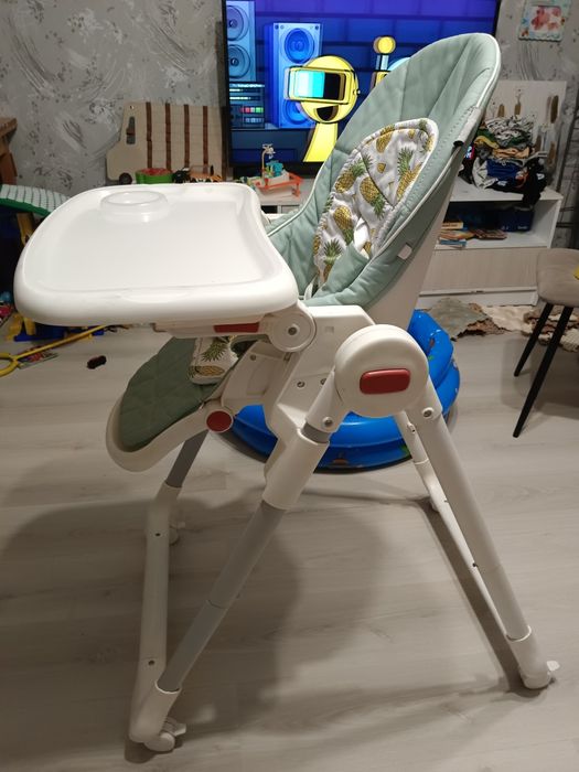 Продам стульчик детский