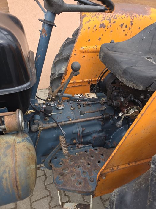 Tractor Fiat 640 fara capotaje