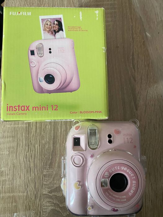 instax mini 12.