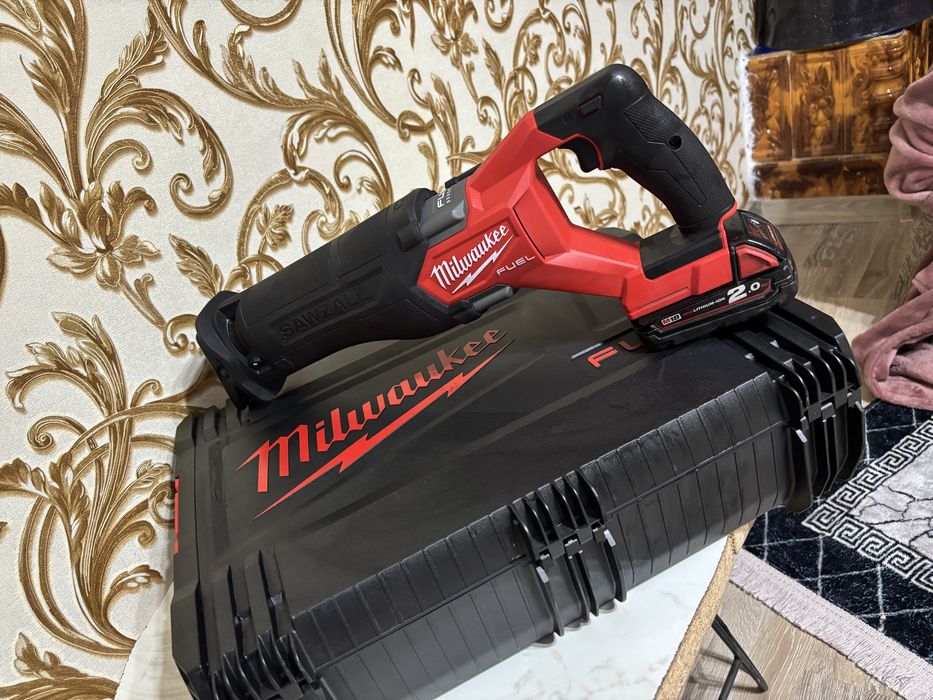 Fierastrau sabie Milwaukee M18 model destinat pietei de America