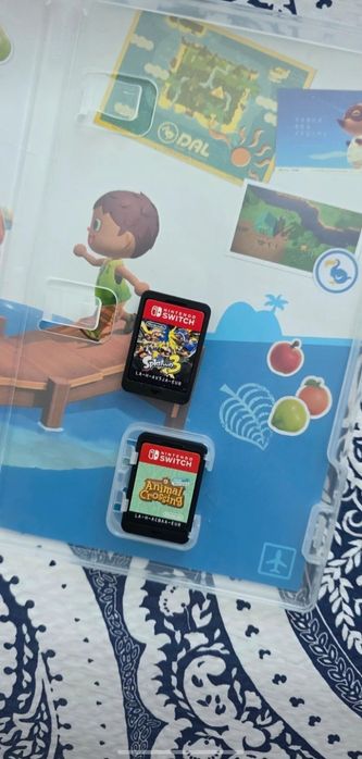 Vând Nintendo Switch cu micro sd card si 2 jocuri