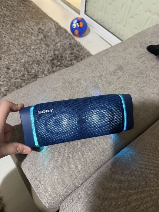 Boxa sony srs xb33 cu leduri aproape noua
