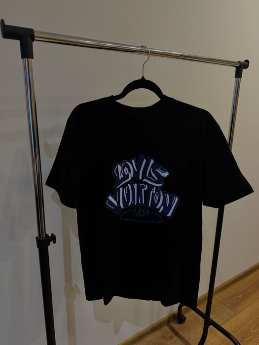 Louis Vuitton тениска S и M
