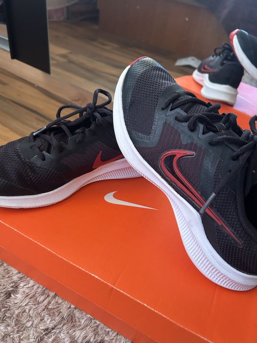 3 чивта маркови маратонки