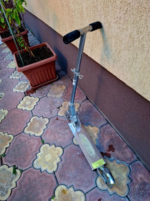 Trotinete copii..