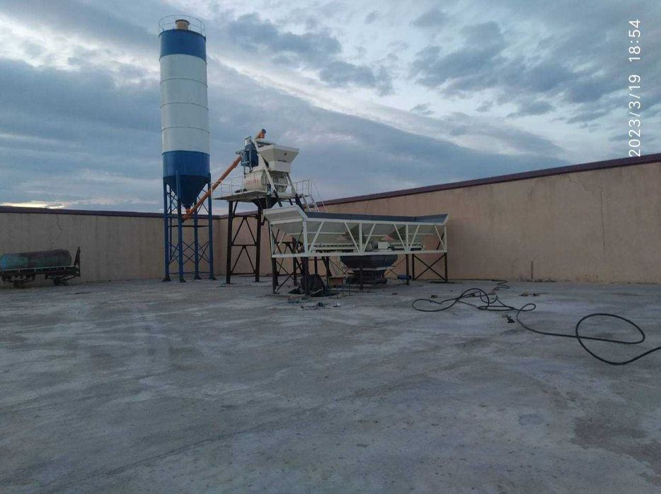 Бетонный заводы 35m3/h-120m3/h в наличии, Сервис-10 год