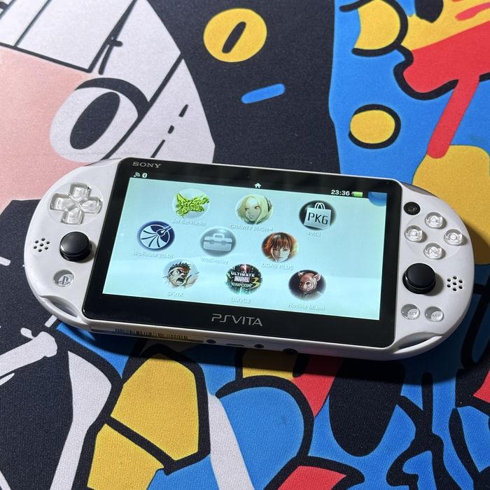 PS Vita/psvita 2000 Glacier White