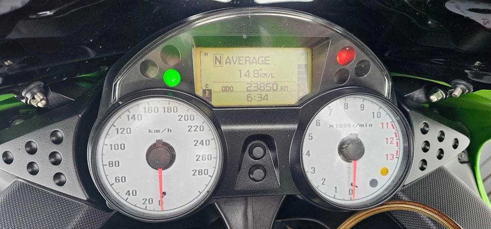 kawasaki zzr1400 ' Auto, moto si ambarcatiuni ' OLX.ro