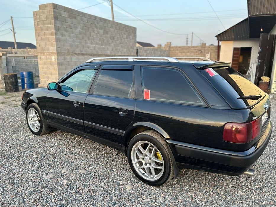 Продам Ауди 100.