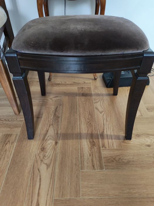 Пуфик в хорошем состоянии