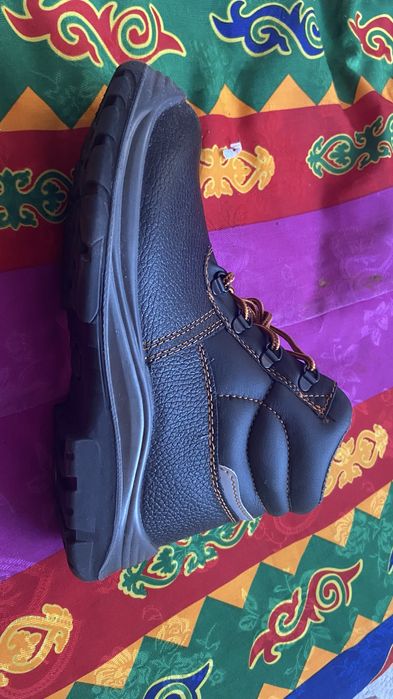 Ботинки летние с металлическим носком