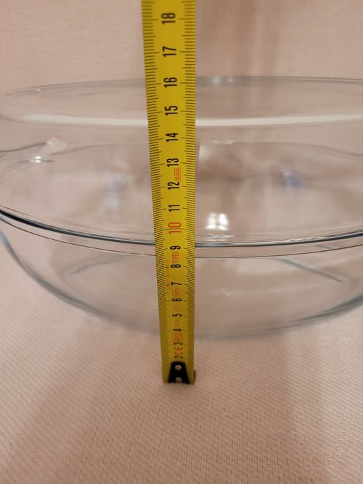 Vas yena, oval cu capac, 30 x 14 cm