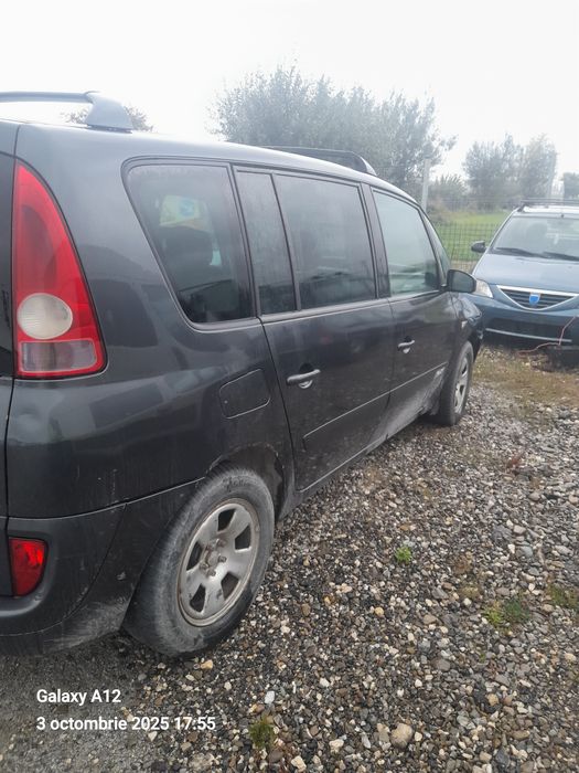 Dezmembrez Renault Espace
