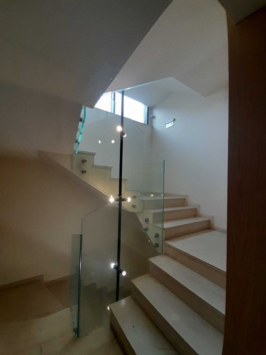 Дава се под наем Тристаен апартамент в София, Център - 90 кв.м за 612 € - Снимка #14