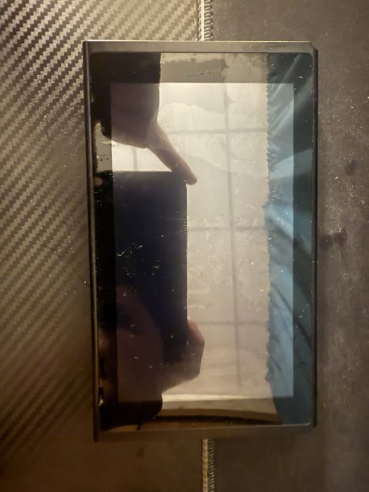 Конзола Nintendo Switch (with neon red & neon blue joy-cons)