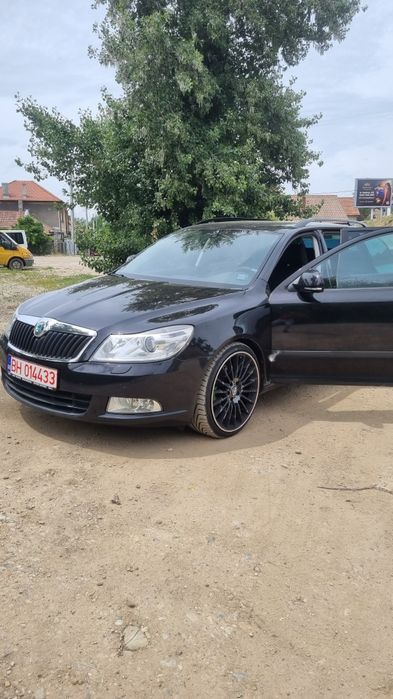 SKODA Octavia 2012 — imagine 3