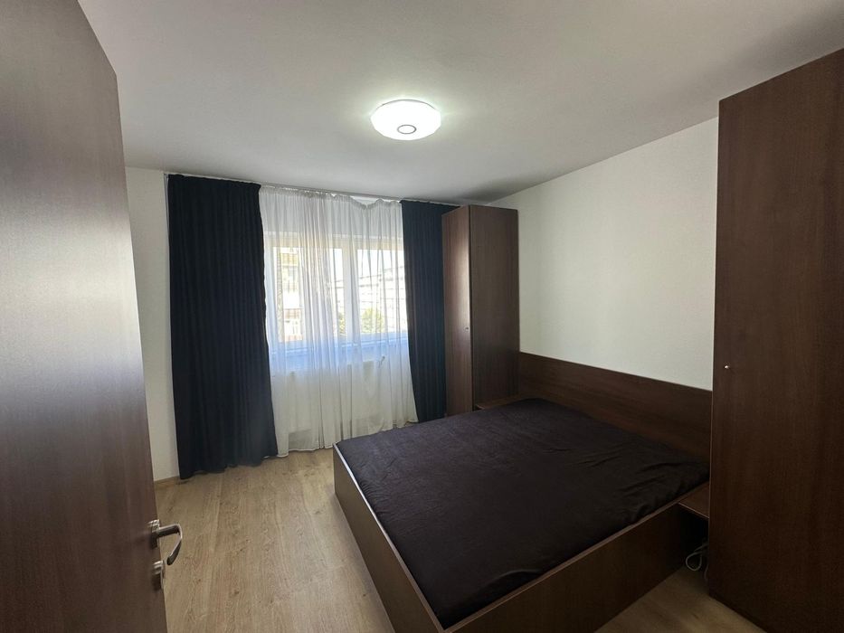 Apartament cu 2 dormitoare+livingspace de inchiriat