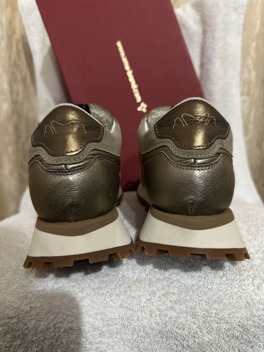 Дамски маратонки AMA BRAND 36 Номер