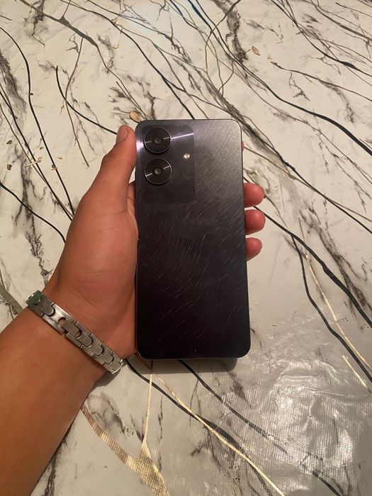 Телефон Realme note 60