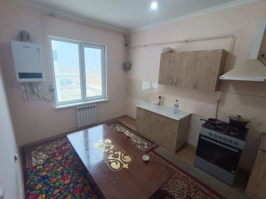 Motrid qorasuvda 2 xonali dom sotiladi